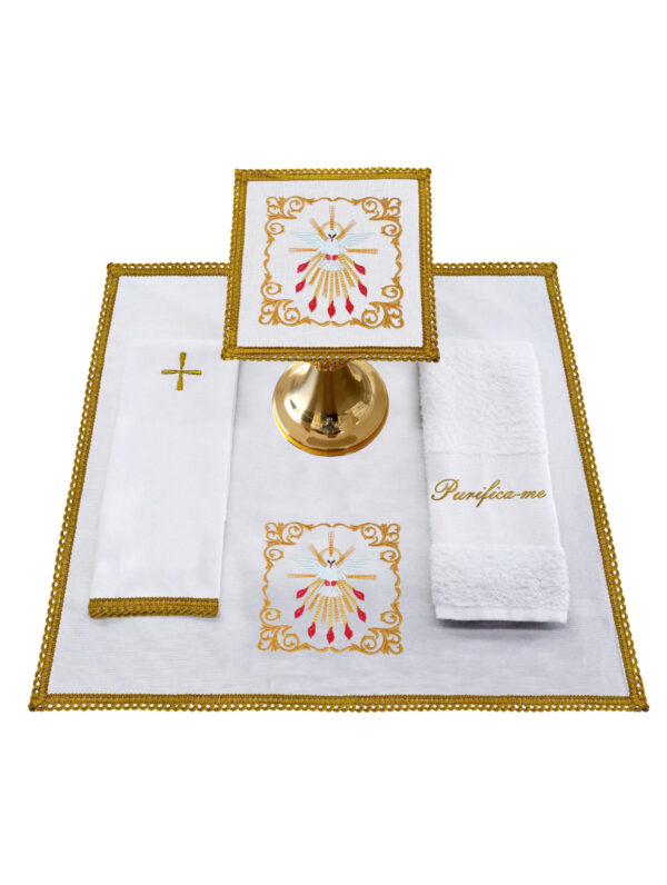 Conjunto de Alfaias Bordado Espirito Santo