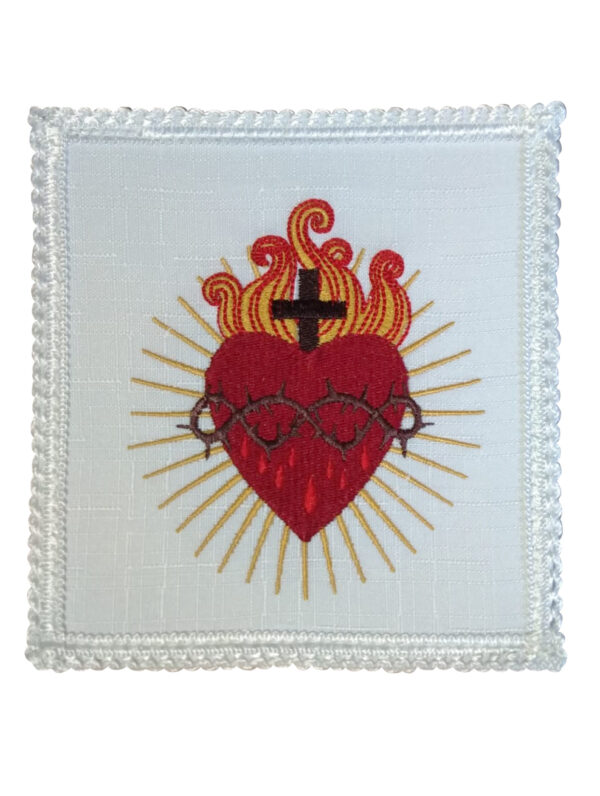 Conjunto de Alfaias Bordado com o Sagrado Coração de Jesus