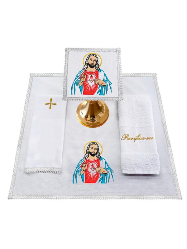 Conjunto de Alfaias Bordado Sagrado Coração de Jesus